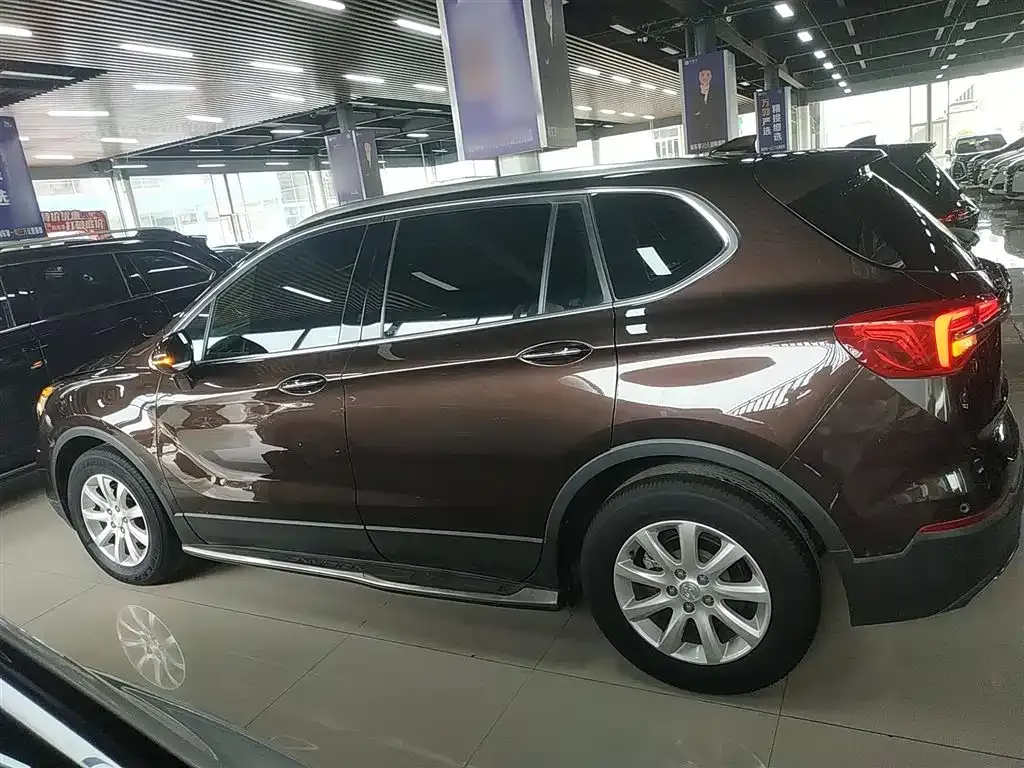 Buick Envision Plus — фото 5