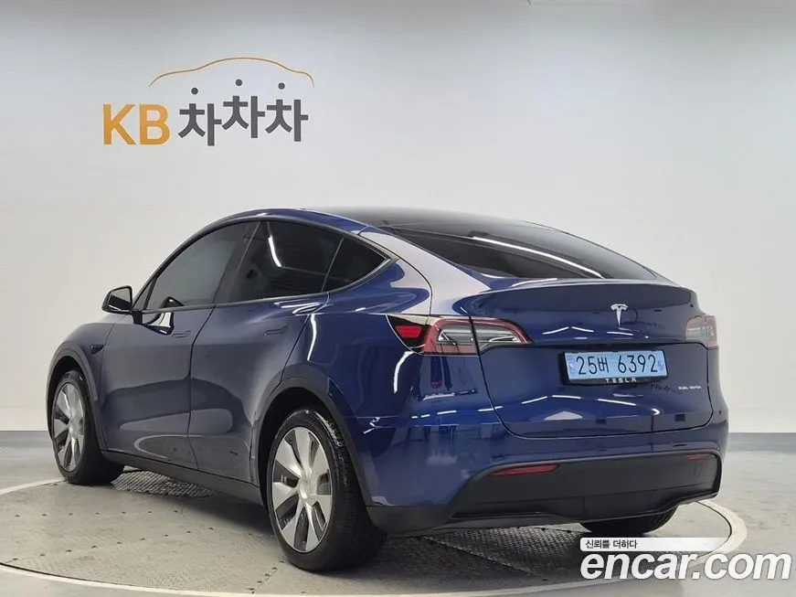 Tesla Model Y — фото 2