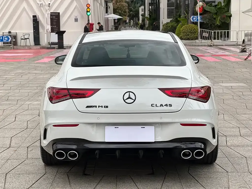 Mercedes-Benz CLA AMG — фото 5