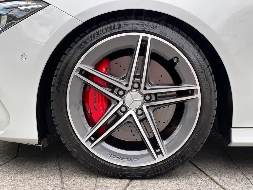 Mercedes-Benz CLA AMG — фото 8