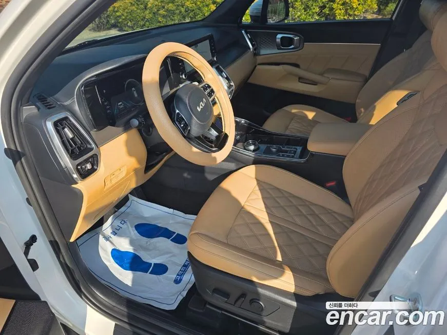 Kia Sorento — фото 7