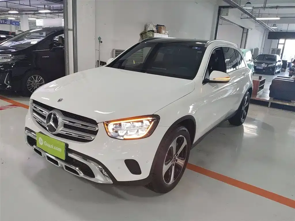 Mercedes-Benz GLC — фото 1