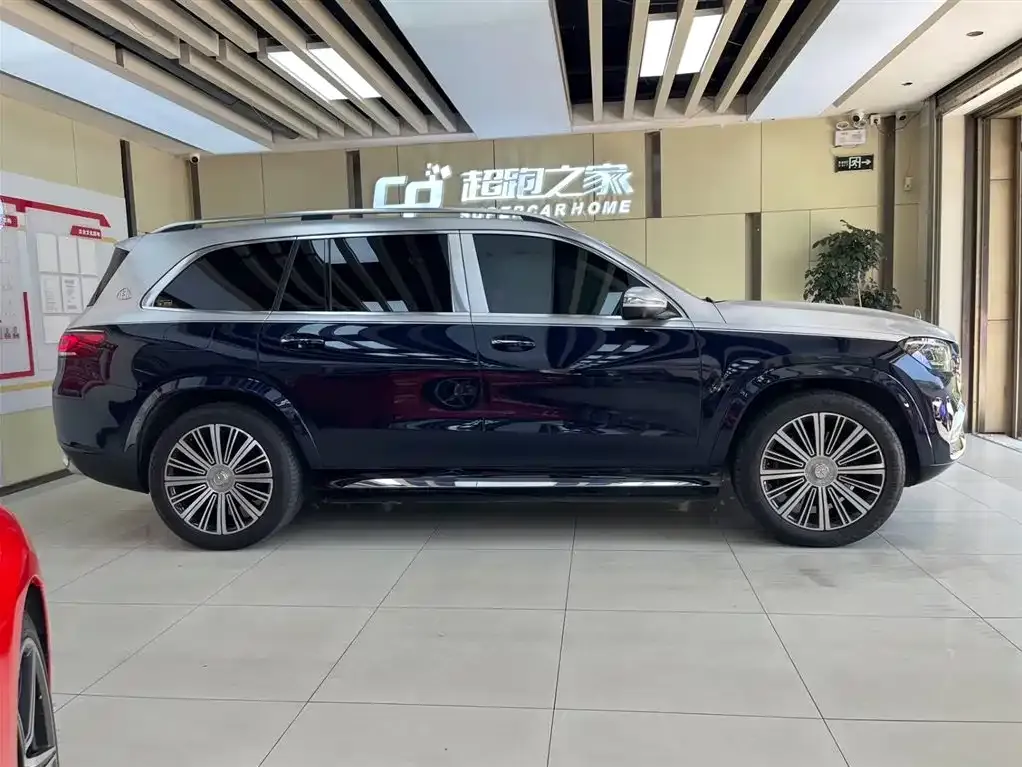 Mercedes-Benz GLS — фото 4