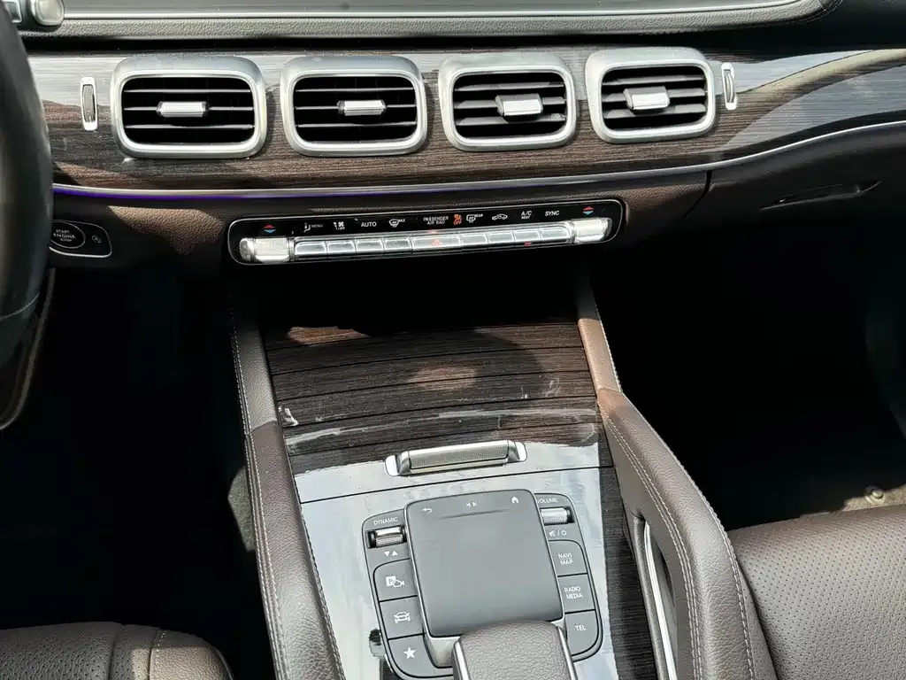 Mercedes-Benz GLE — фото 9