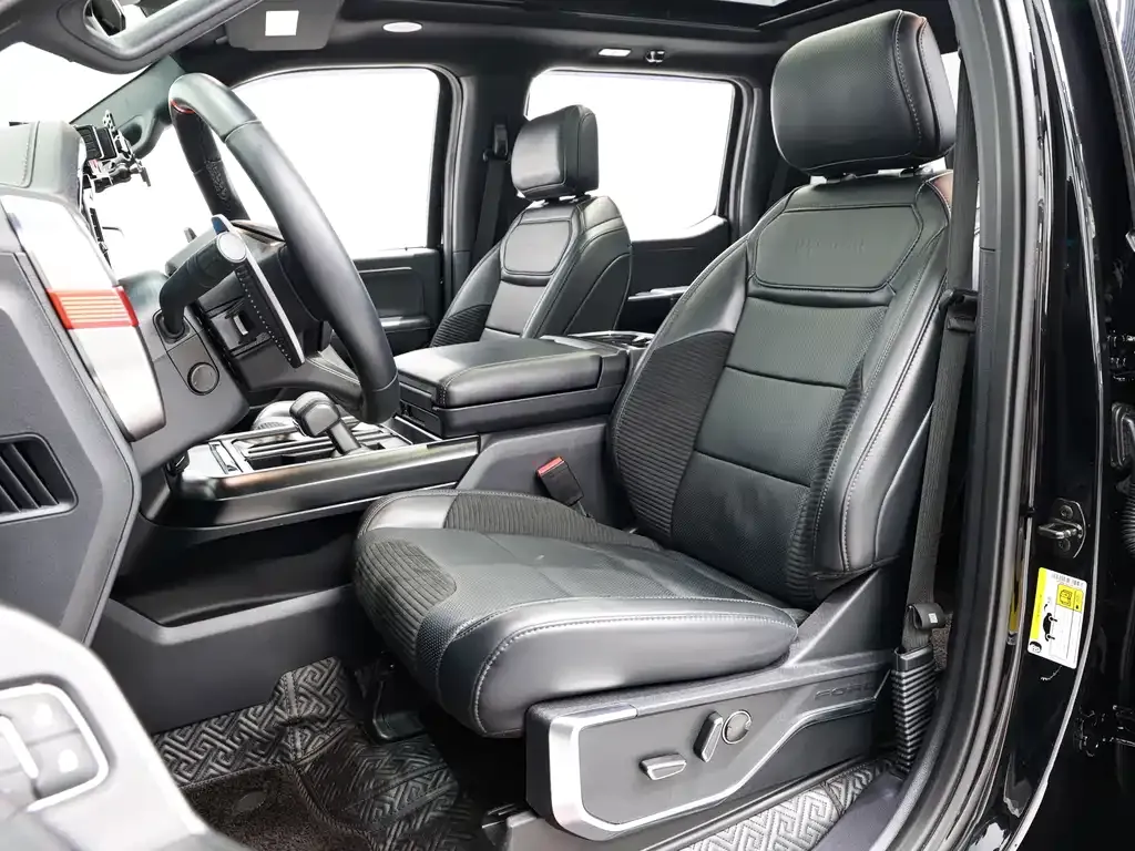 Ford F-150 Raptor — фото 10