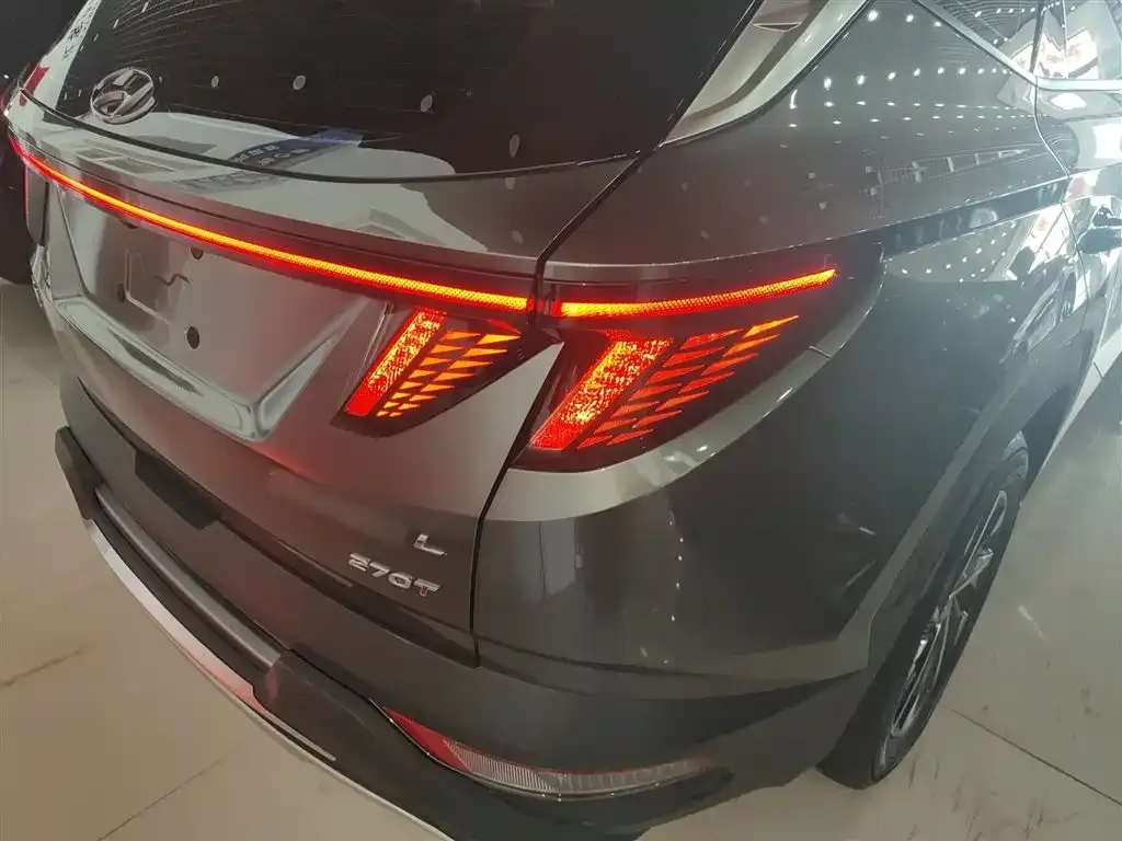 Hyundai Tucson — фото 8