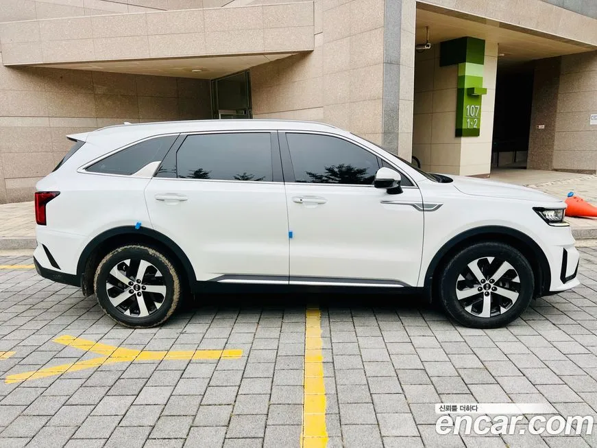 Kia Sorento — фото 4