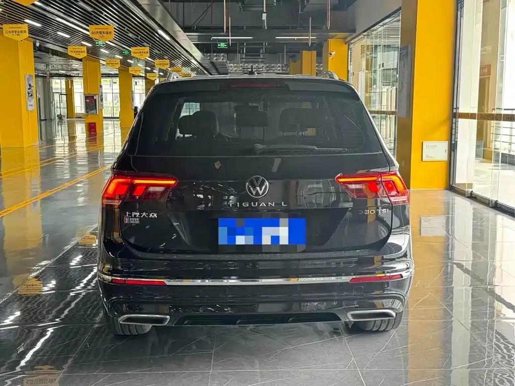 Volkswagen Tiguan L — фото 4