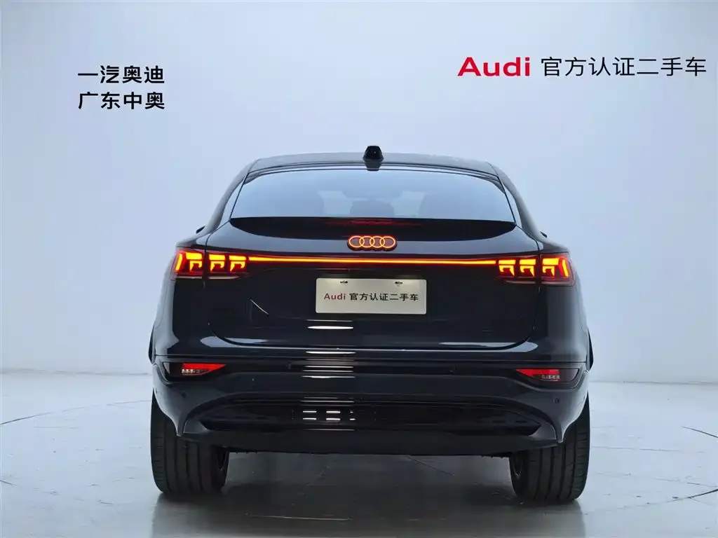 Audi Q6L Sportback e-tron — фото 5