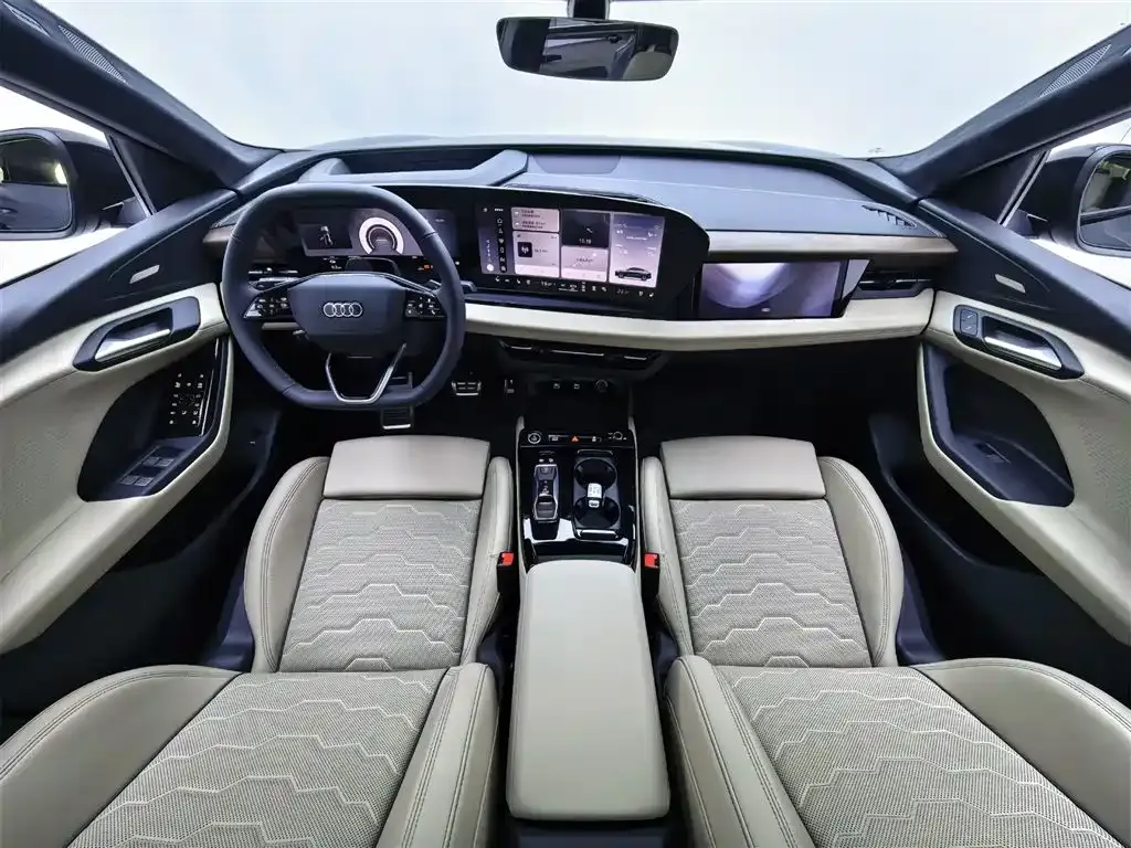 Audi Q6L Sportback e-tron — фото 7
