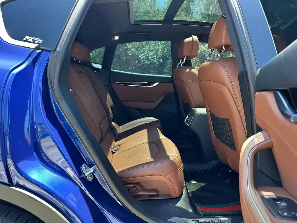 Maserati Levante — фото 10
