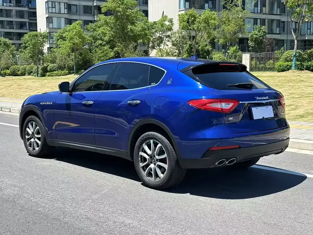 Maserati Levante — фото 6