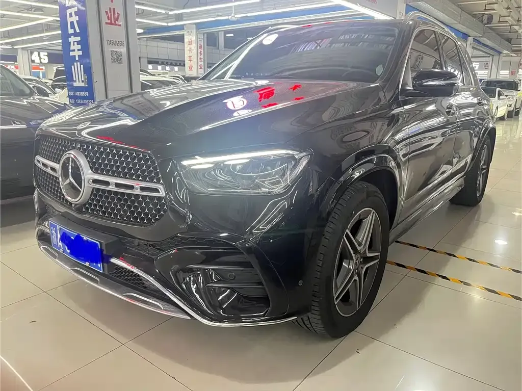 Mercedes-Benz GLE — фото 1