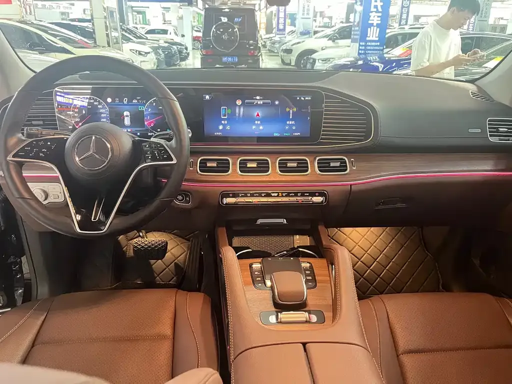 Mercedes-Benz GLE — фото 5
