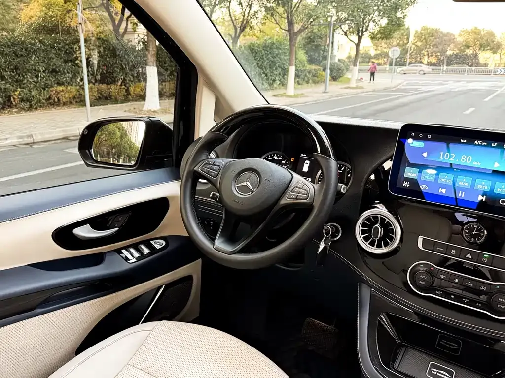 Mercedes-Benz Vito — фото 6