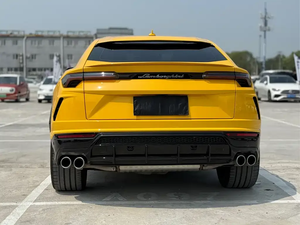 Lamborghini Urus — фото 5