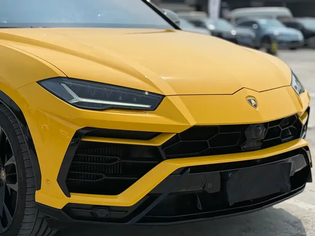 Lamborghini Urus — фото 8