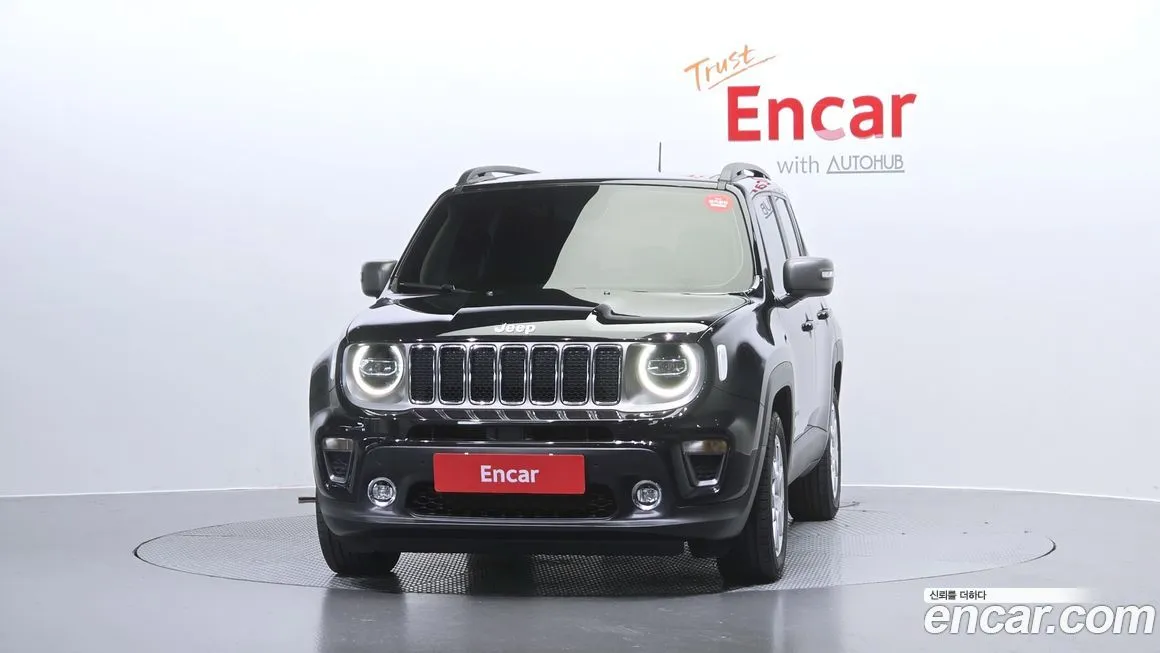 Jeep Renegade — фото 3