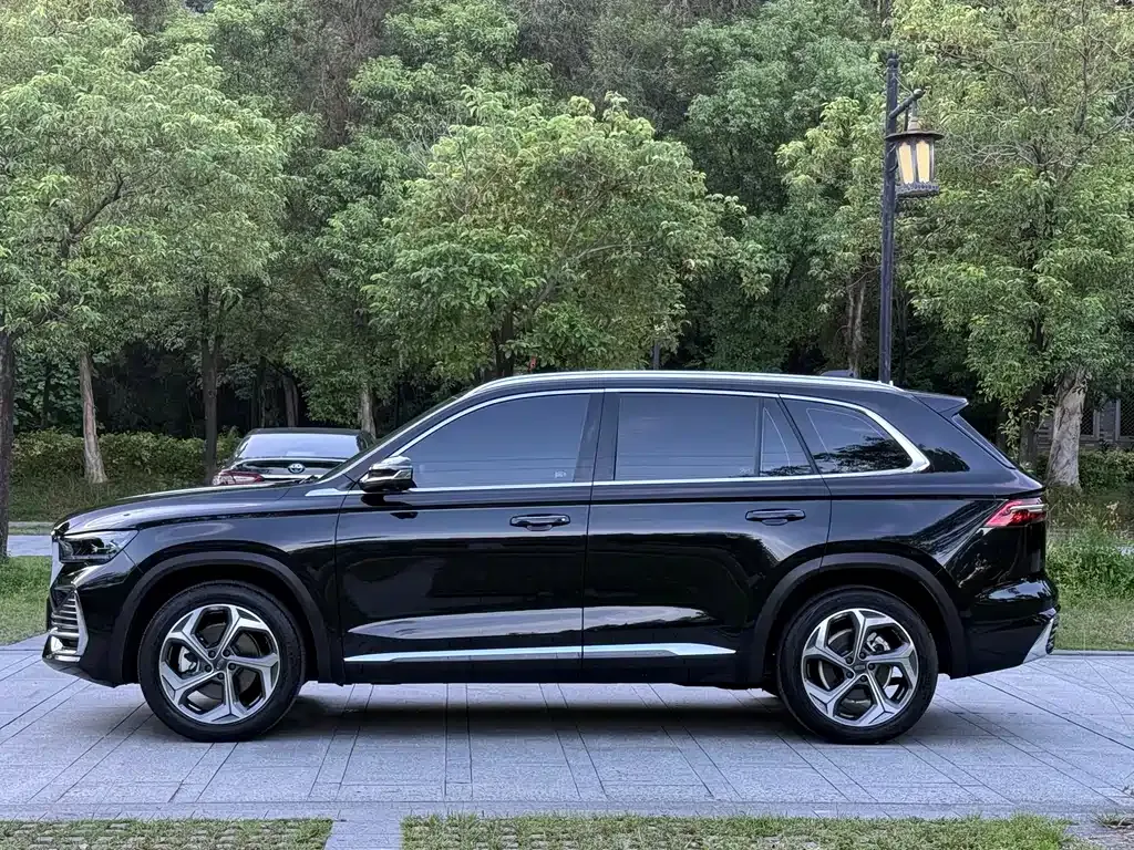 Geely Xingyue L — фото 4