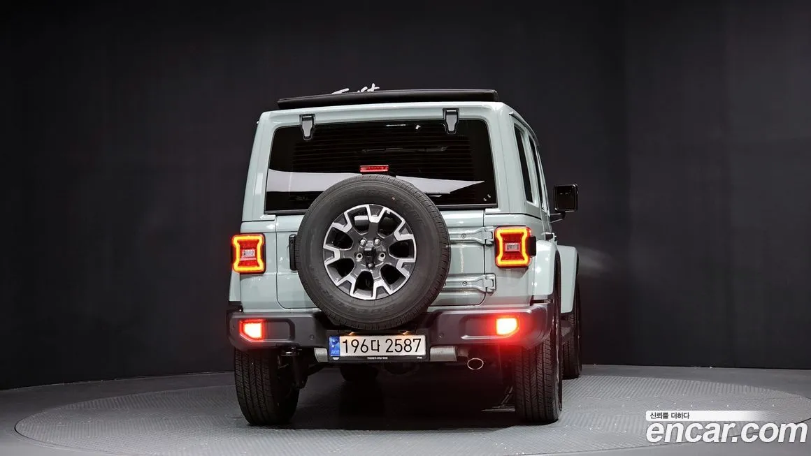 Jeep Wrangler — фото 4