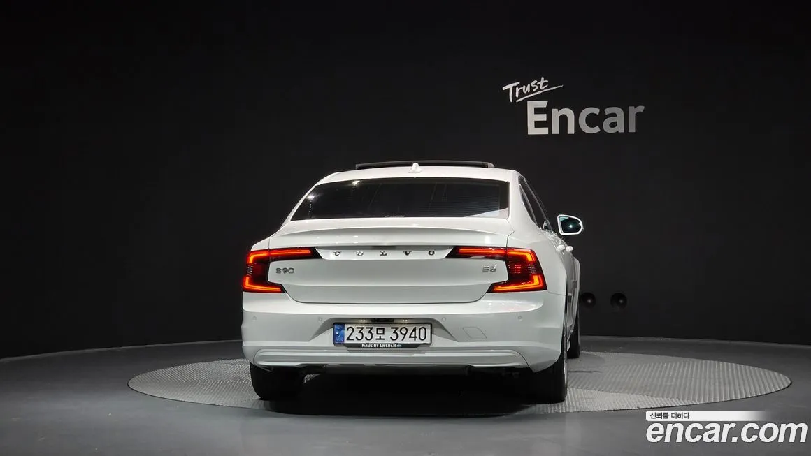 Volvo S90 — фото 4