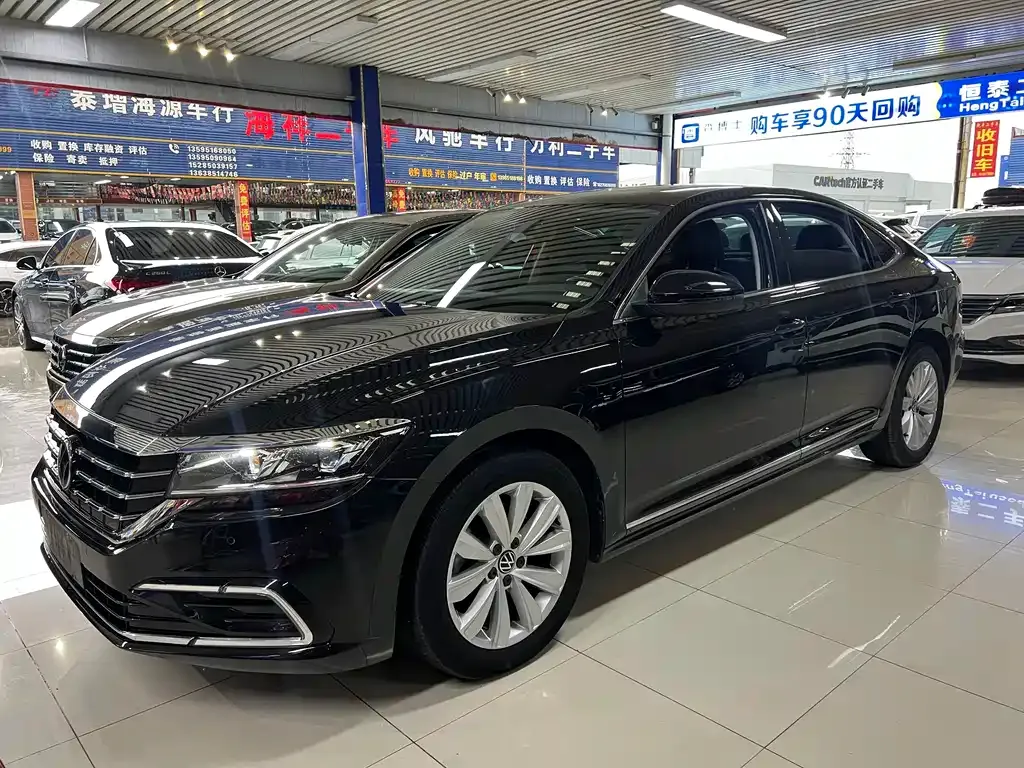 Volkswagen Passat — фото 3