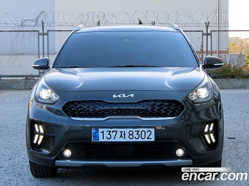 Kia Niro — фото 1