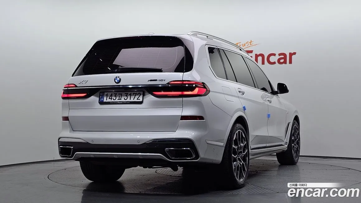 BMW X7 — фото 2