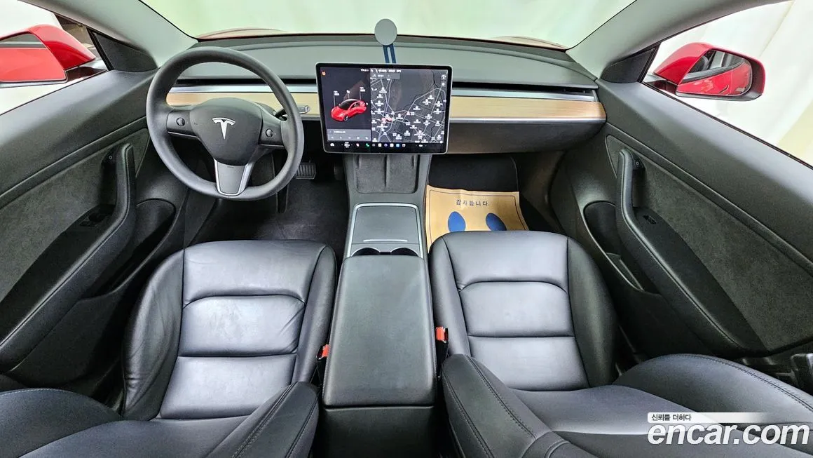 Tesla Model 3 — фото 7