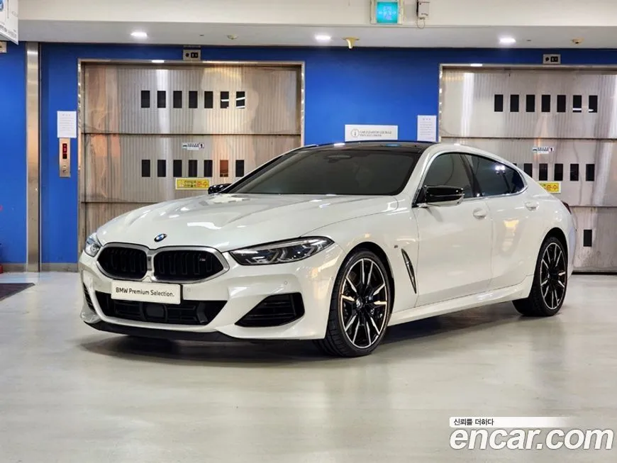BMW 8-Series — фото 1