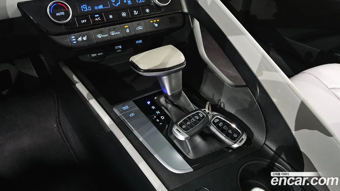 Hyundai AVANTE — фото 9