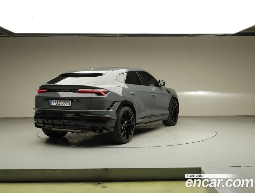 Lamborghini Urus — фото 3