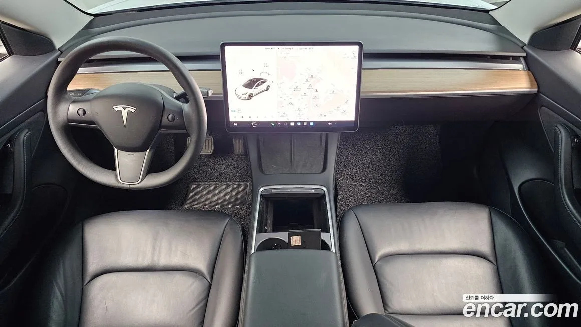 Tesla Model 3 — фото 7