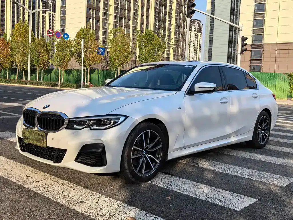 BMW 3 Series — фото 1