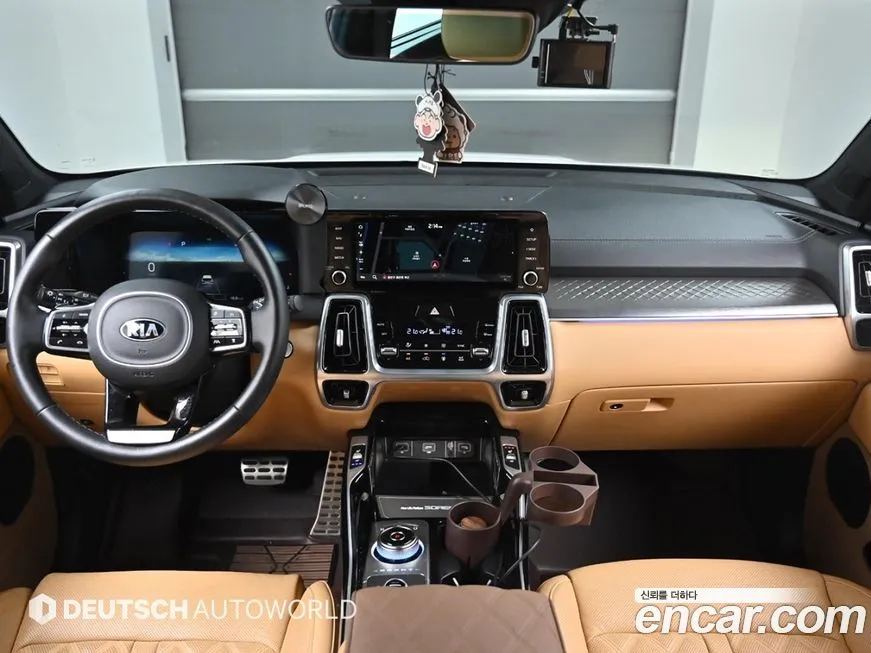 Kia Sorento — фото 7