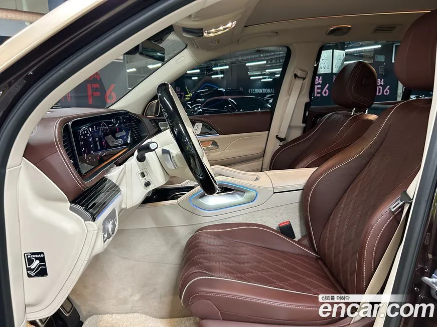 Mercedes-Benz GLS-Class — фото 10