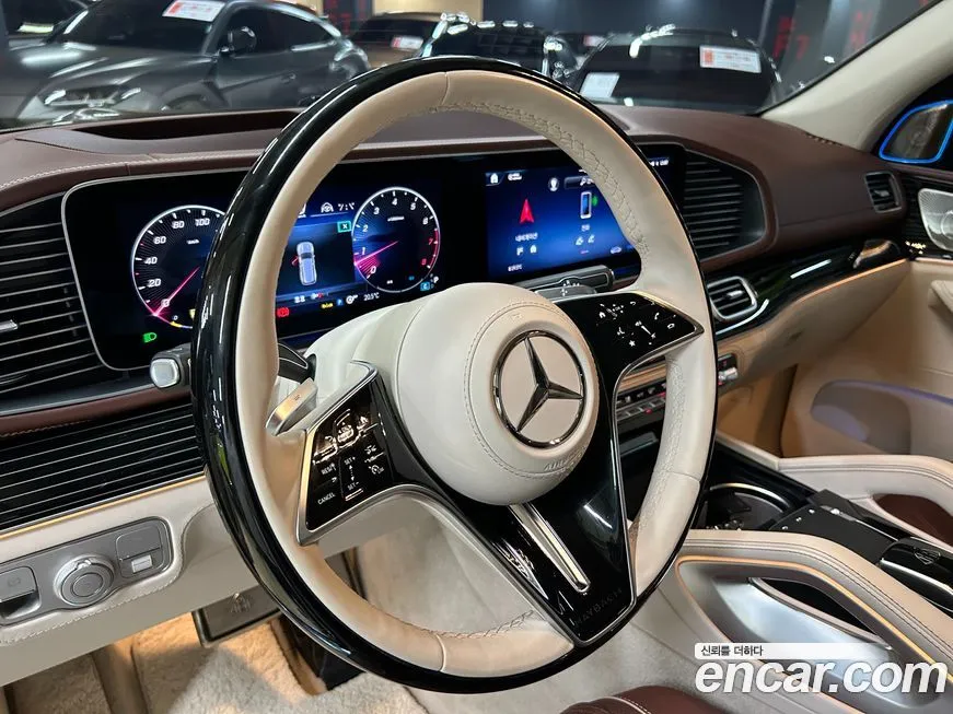 Mercedes-Benz GLS-Class — фото 7