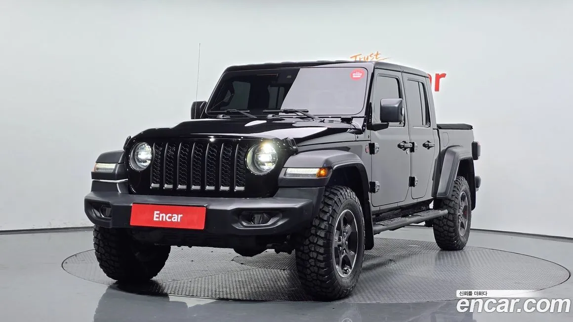 Jeep Gladiator — фото 1