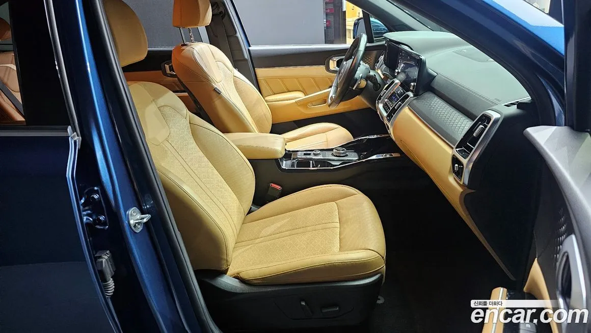 Kia Sorento — фото 10