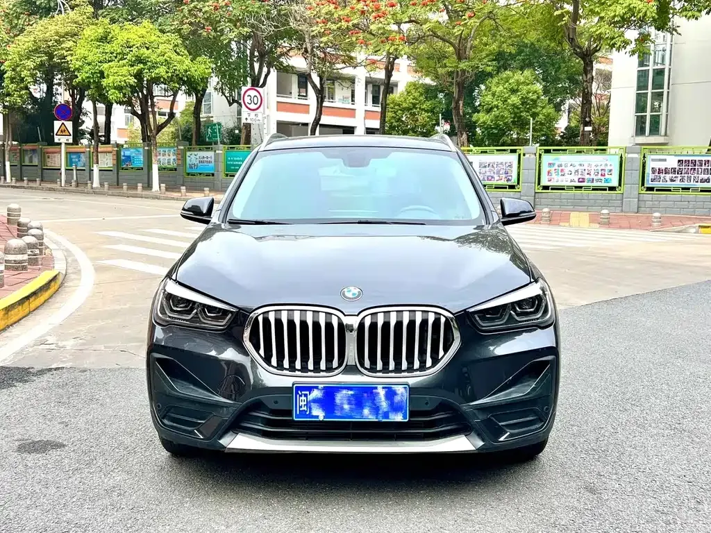 BMW X1 — фото 2