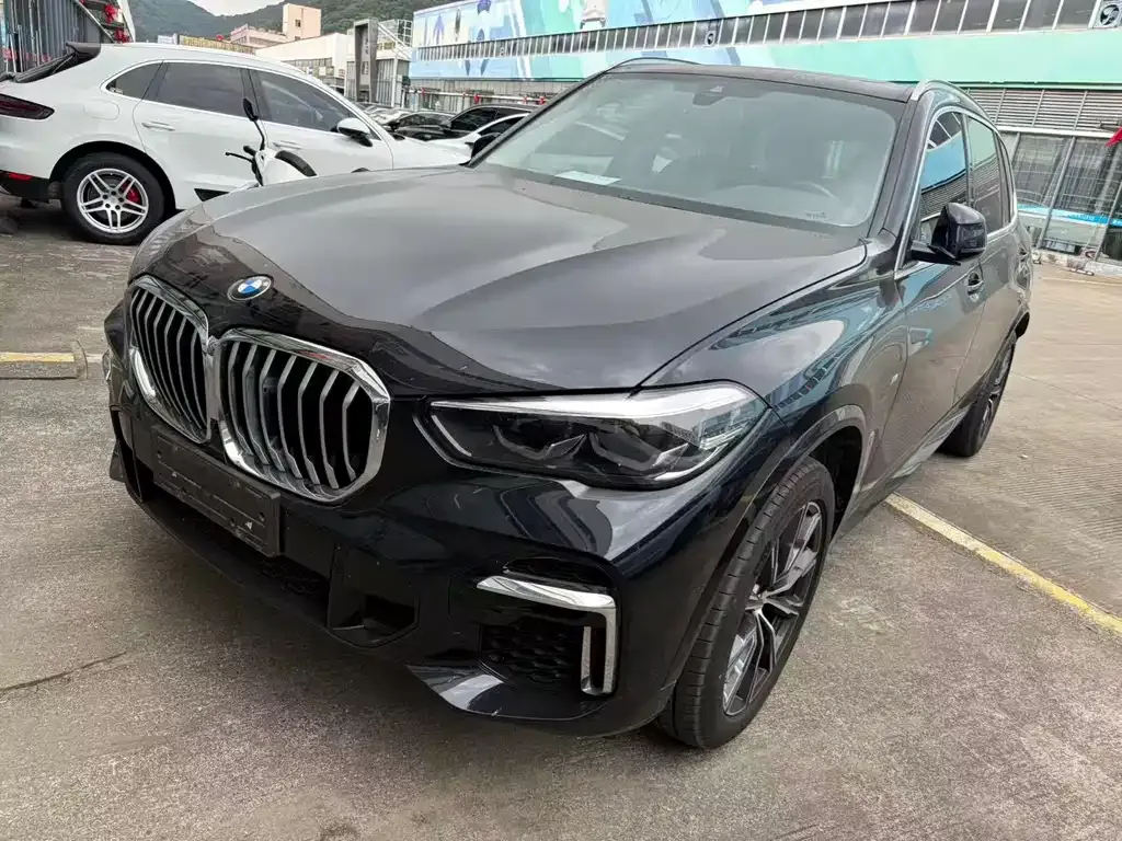 BMW X5 — фото 1