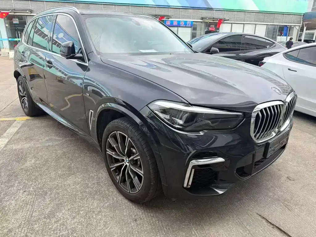 BMW X5 — фото 5