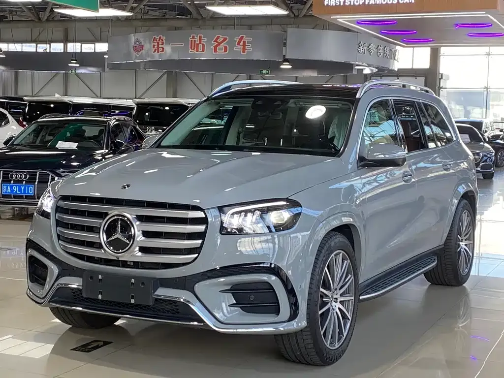Mercedes-Benz GLS — фото 1