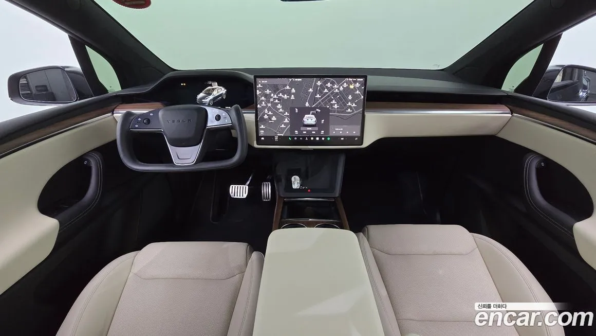 Tesla Model X — фото 7