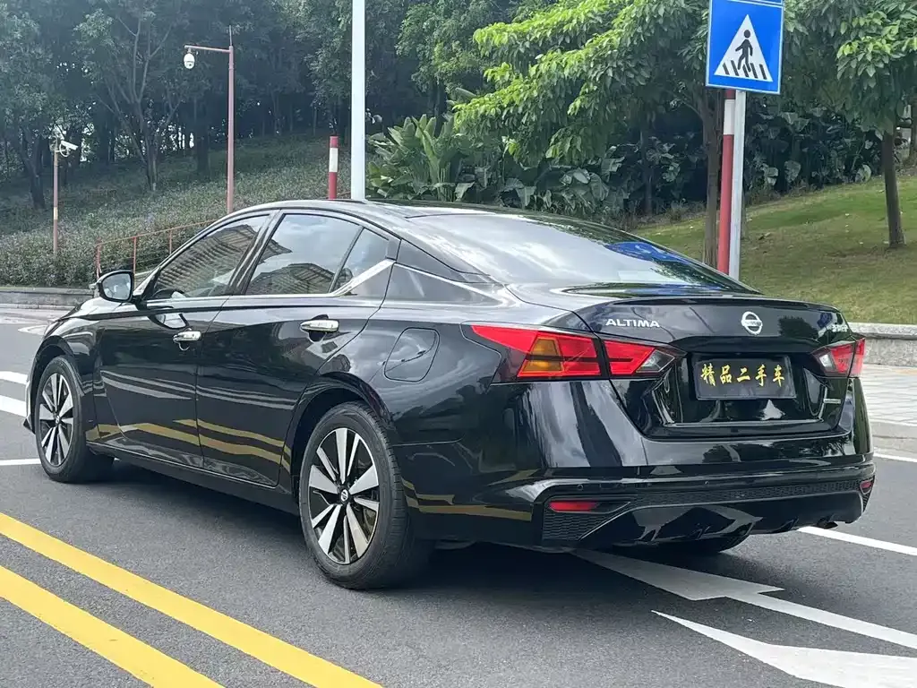 Nissan Teana — фото 6