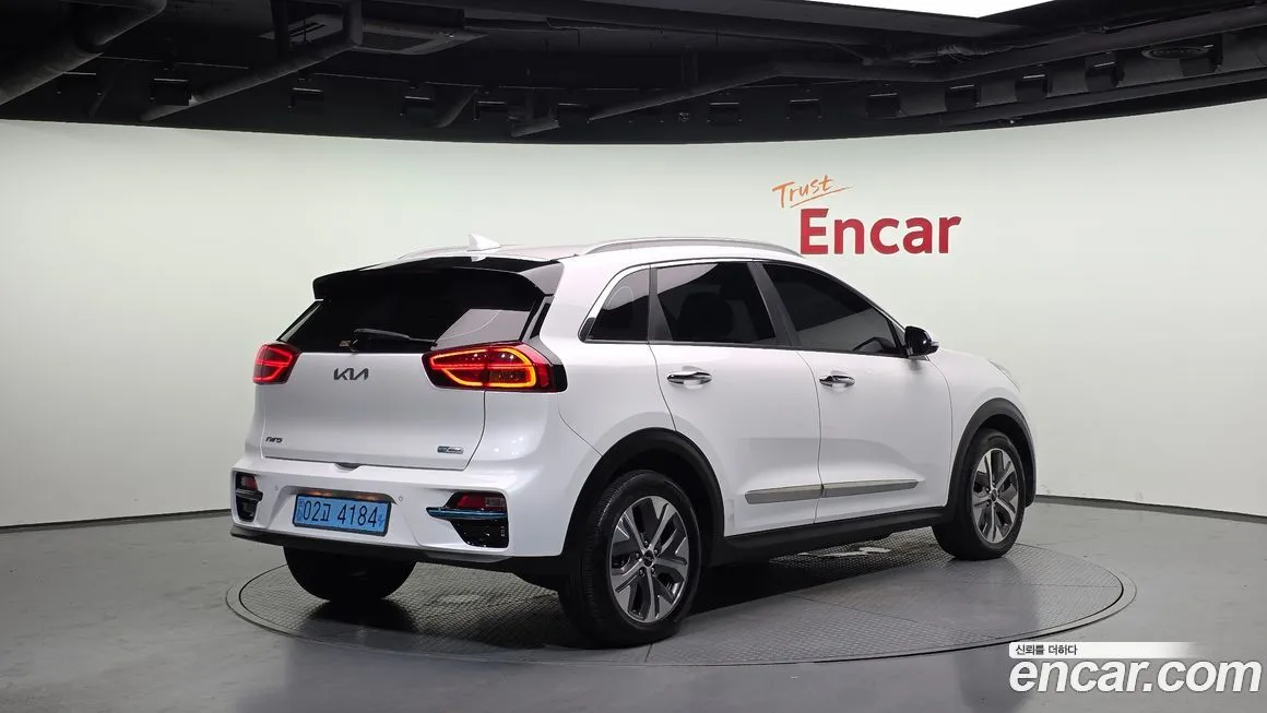 Kia Niro — фото 2