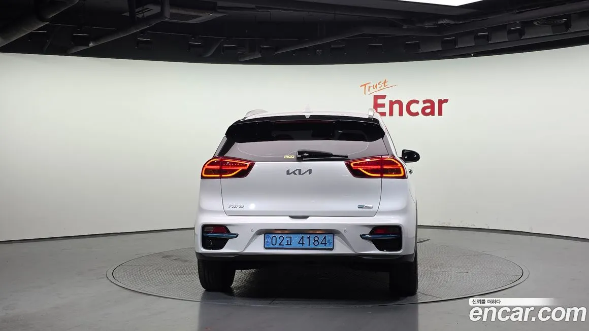 Kia Niro — фото 4