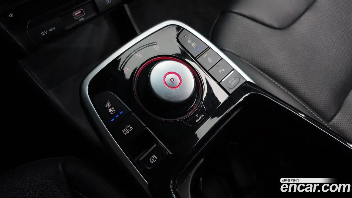 Kia Niro — фото 9