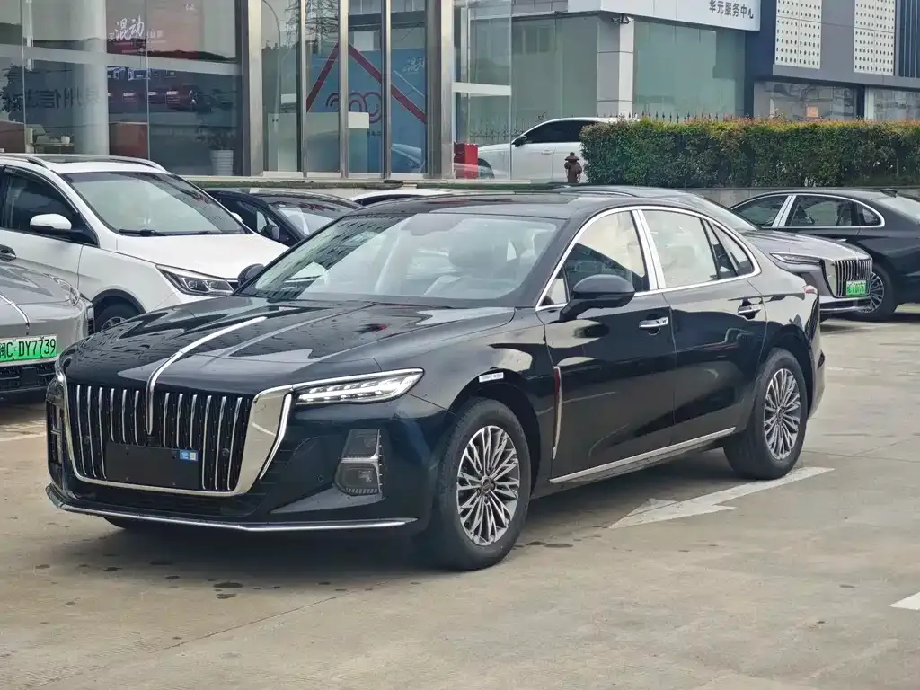 Hongqi H5 — фото 1