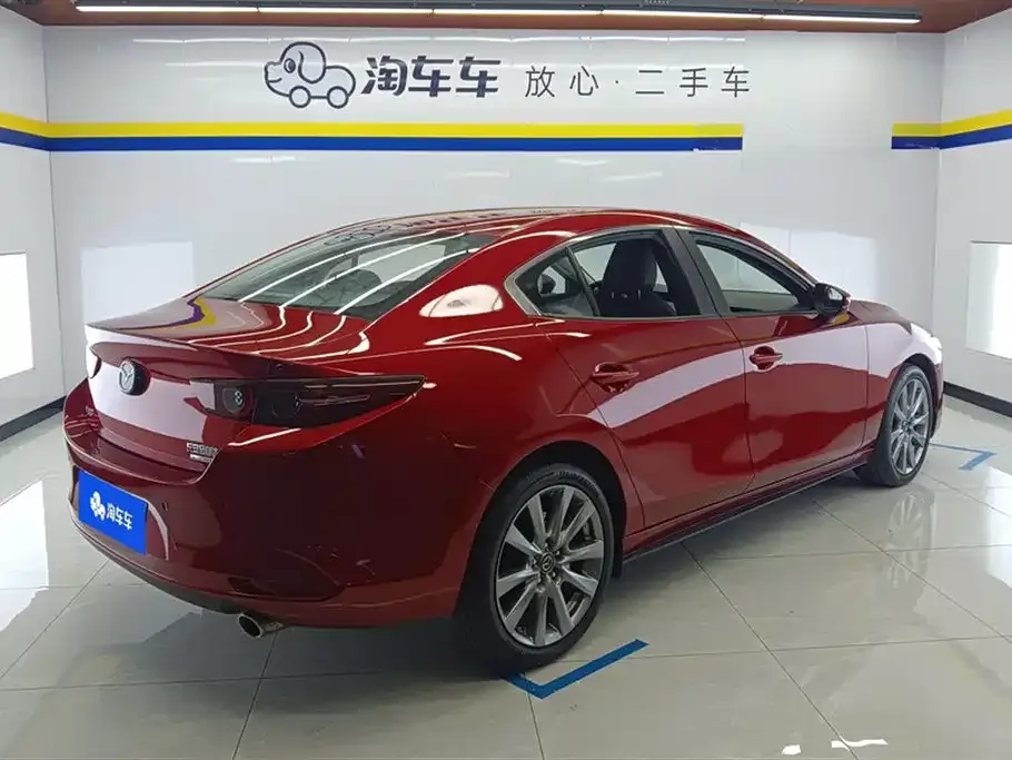 Mazda 3 Axela — фото 3